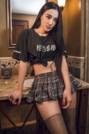 色女人综合_HD超清免费观看