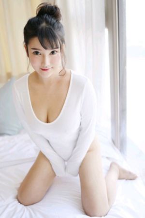 美女名模艺术写真视频_4K在线手机播放
